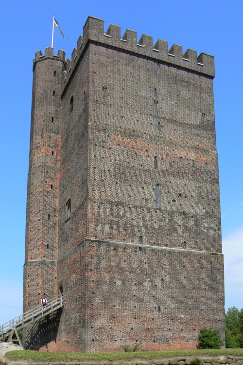 Středověká věž Kärnan